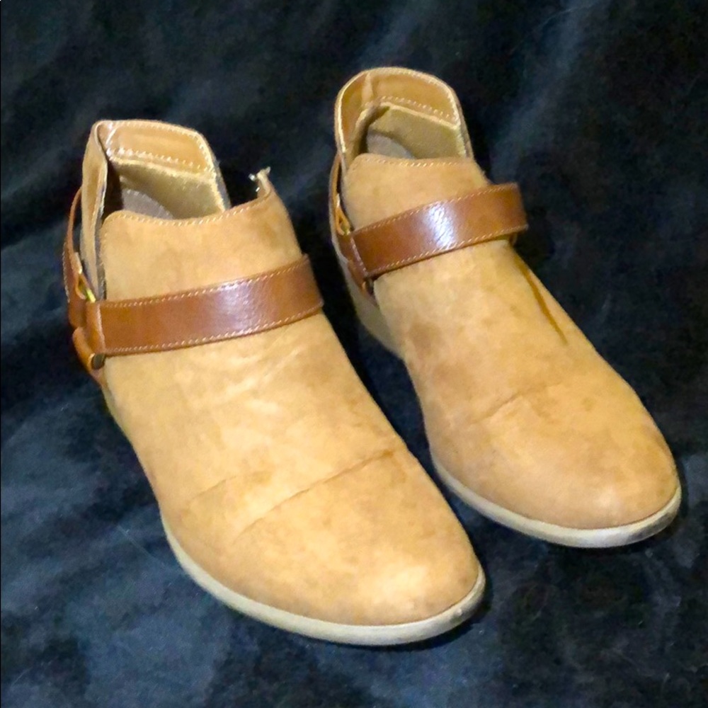 Women’s booties
